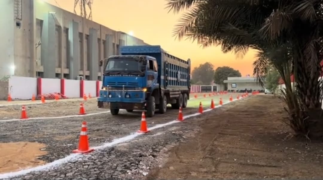 Mustafa Shah Driving Institute · 11