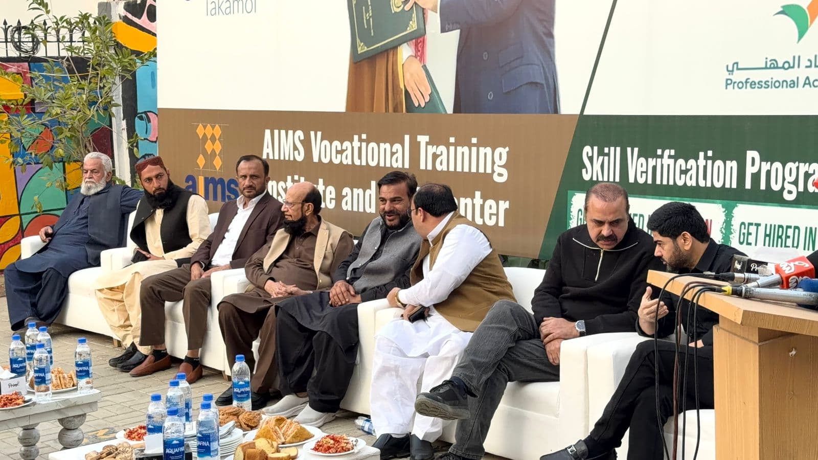 Mustafa Shah Driving Institute · 04